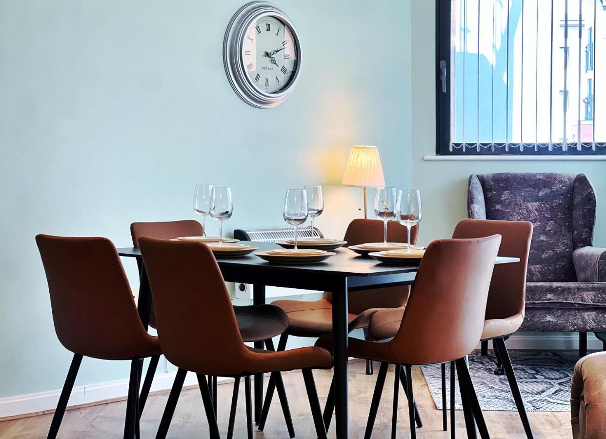 Retro Seaside Apt With Patio Apartment Swansea Luaran gambar
